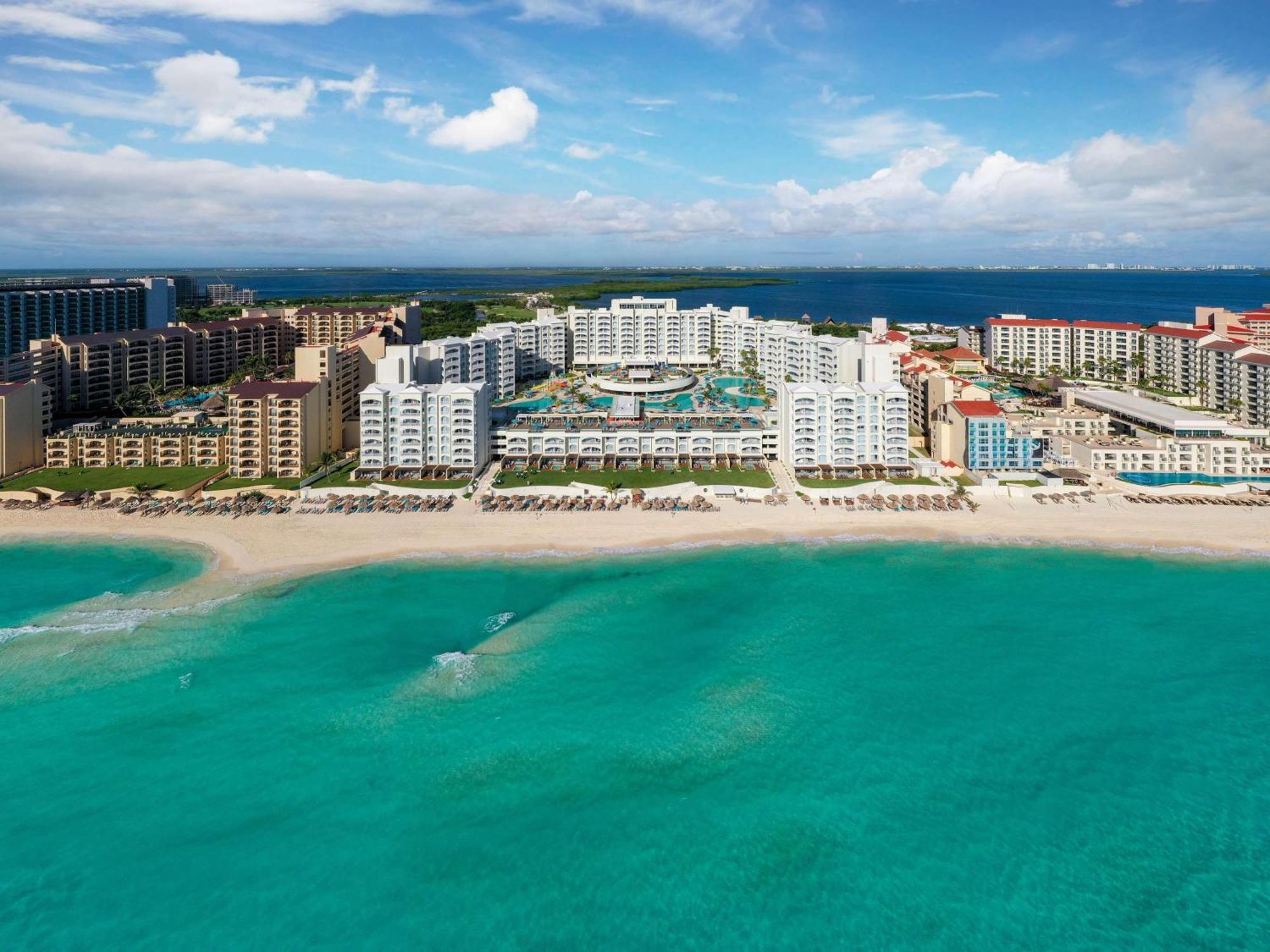 Azcapri Villa Boutique & Spa Cancún Esterno foto